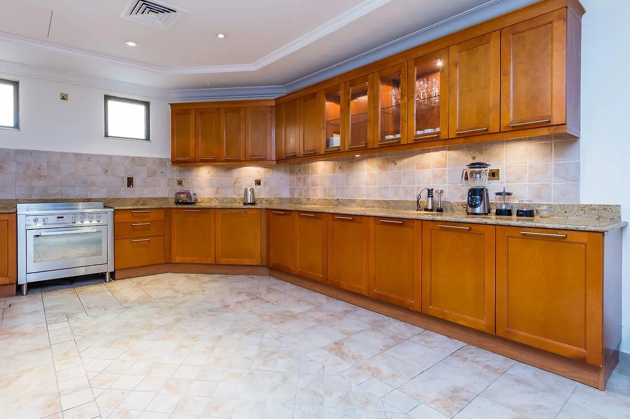 Charming 6Br Villa With Private Pool On Palm Jumeirah 두바이 0*,  아랍에미리트