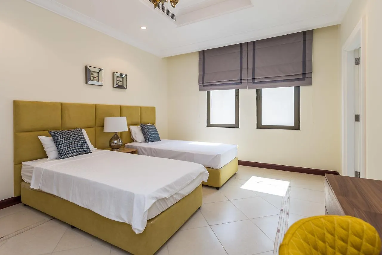 Charming 6Br Villa With Private Pool On Palm Jumeirah 두바이