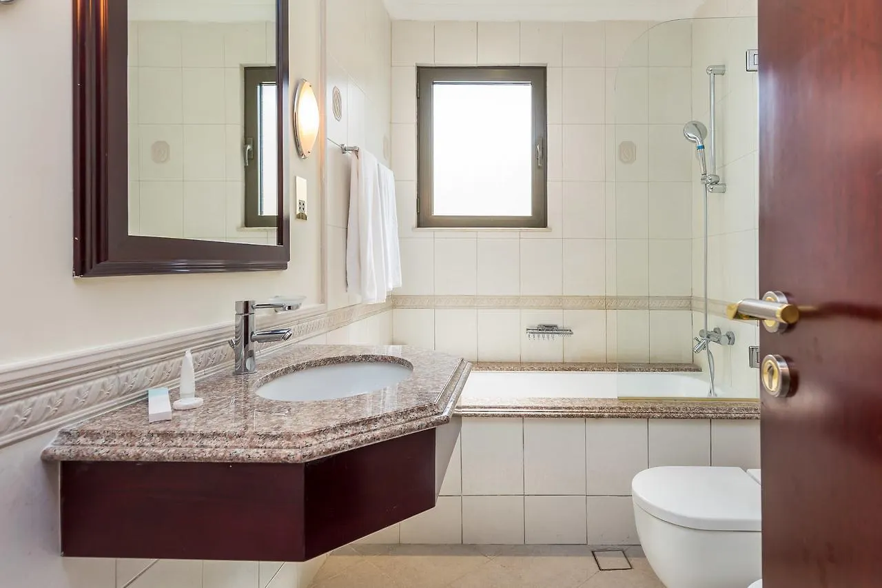 Charming 6Br Villa With Private Pool On Palm Jumeirah 두바이 0*,  아랍에미리트