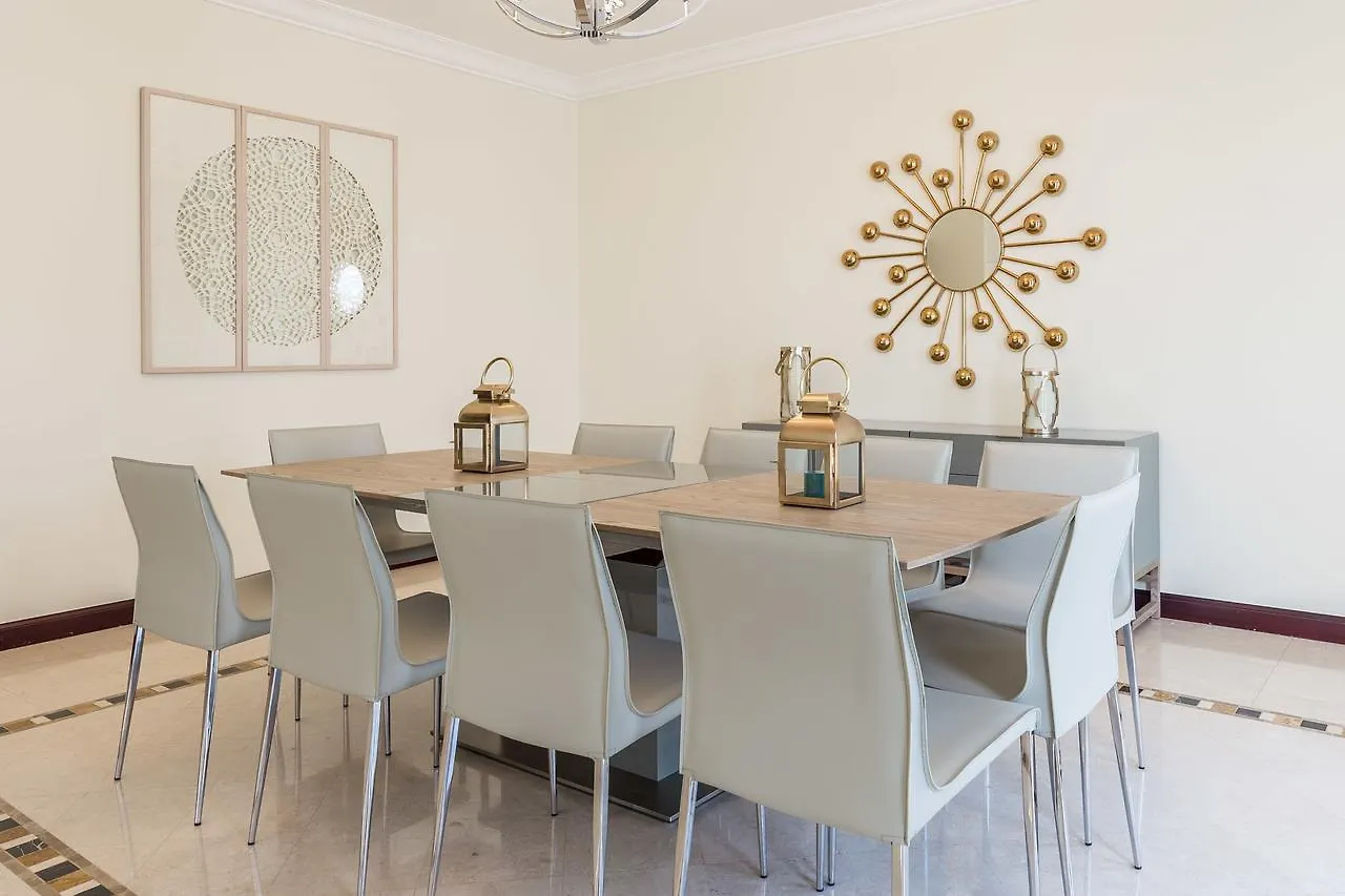 Charming 6Br Villa With Private Pool On Palm Jumeirah 두바이