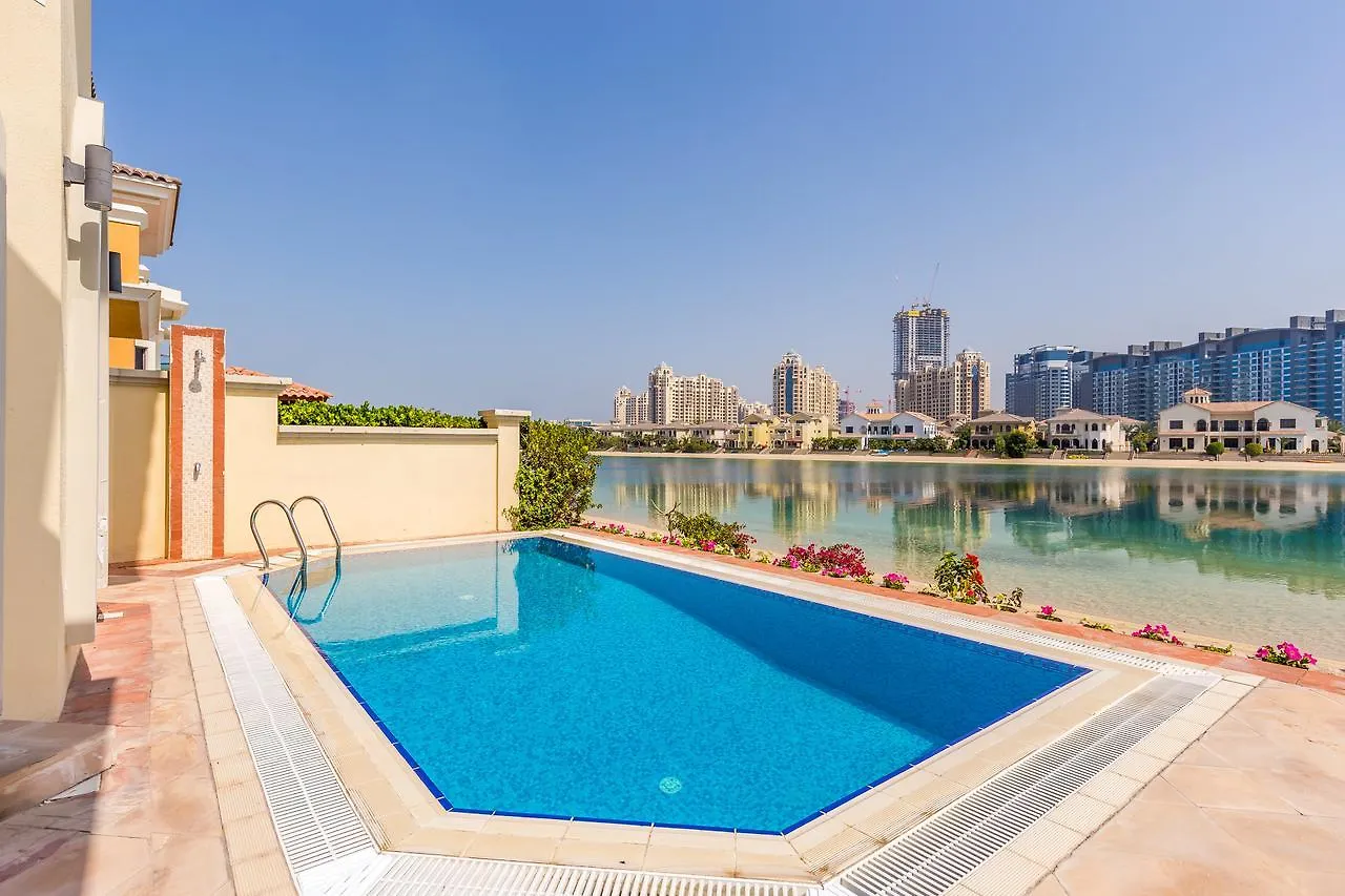 Charming 6Br Villa With Private Pool On Palm Jumeirah 두바이